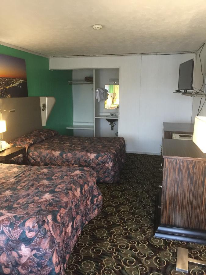 Fiesta MotelPontiac エクステリア 写真