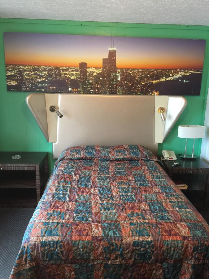 Fiesta MotelPontiac エクステリア 写真